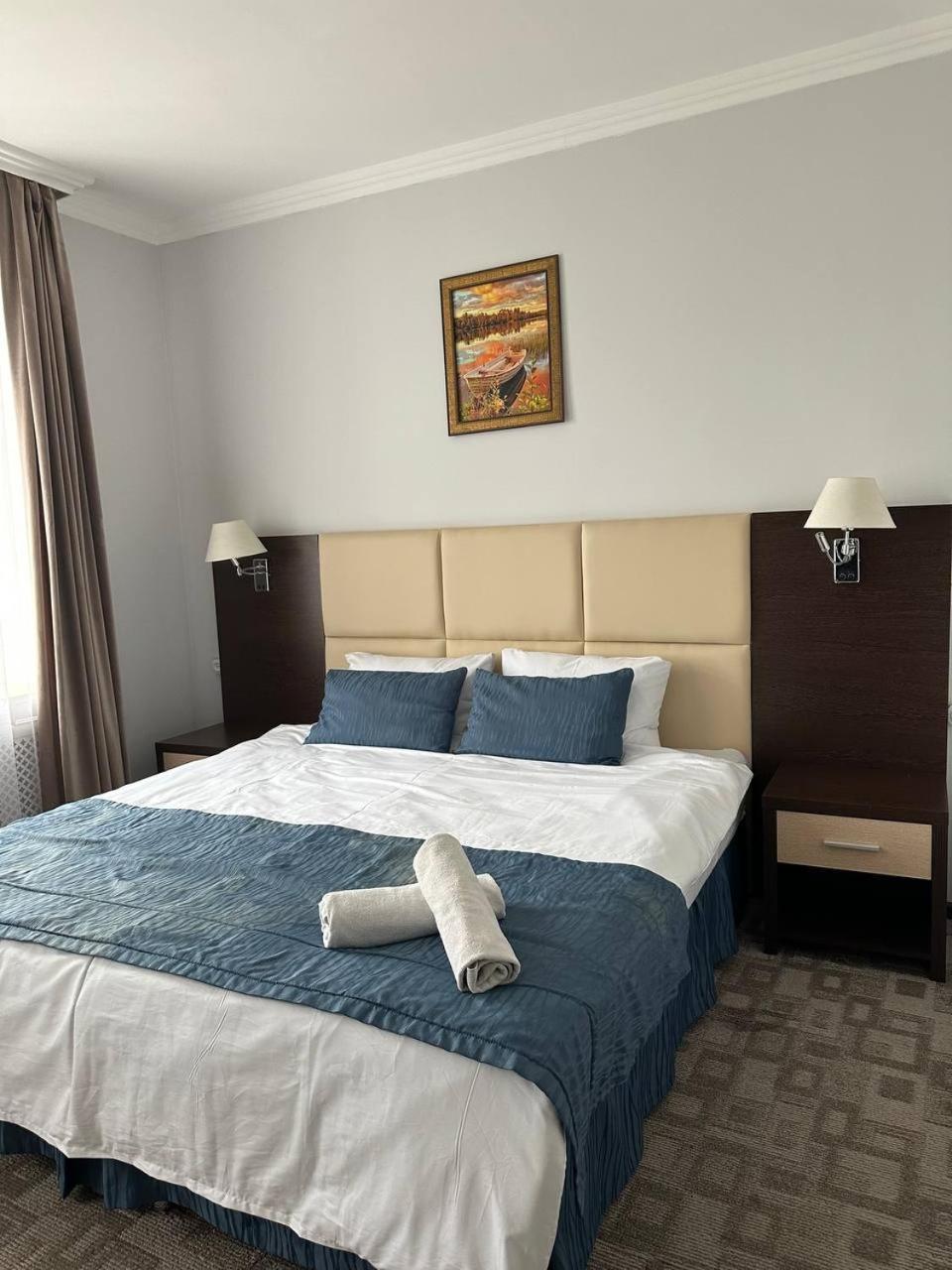 Tanzharyk Hotel Aqtöbe Luaran gambar