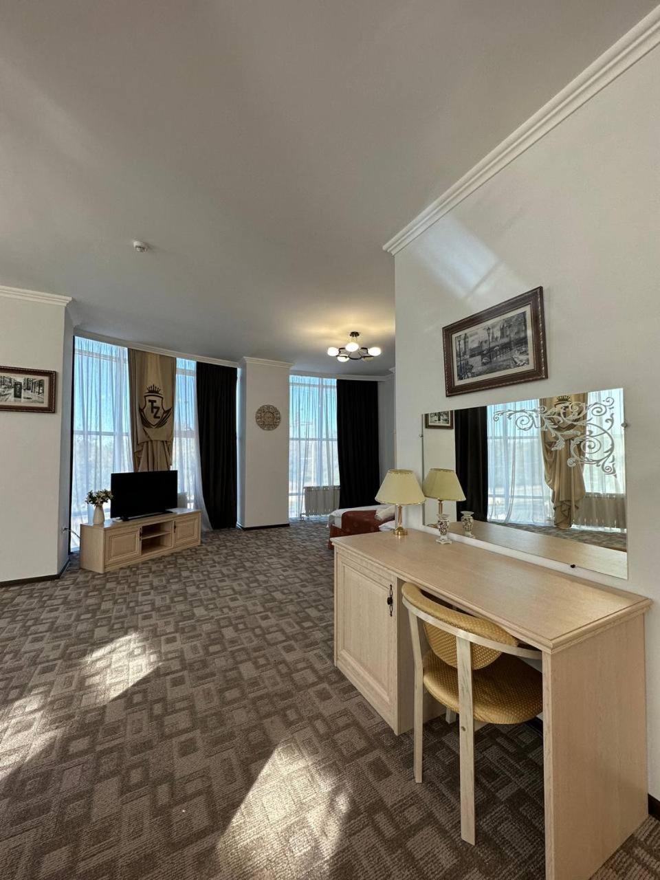 Tanzharyk Hotel Aqtöbe Luaran gambar