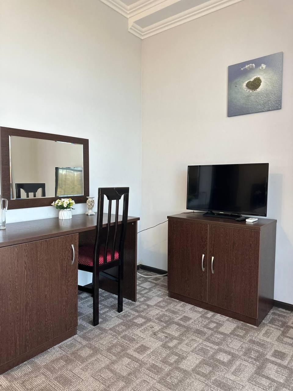 Tanzharyk Hotel Aqtöbe Luaran gambar
