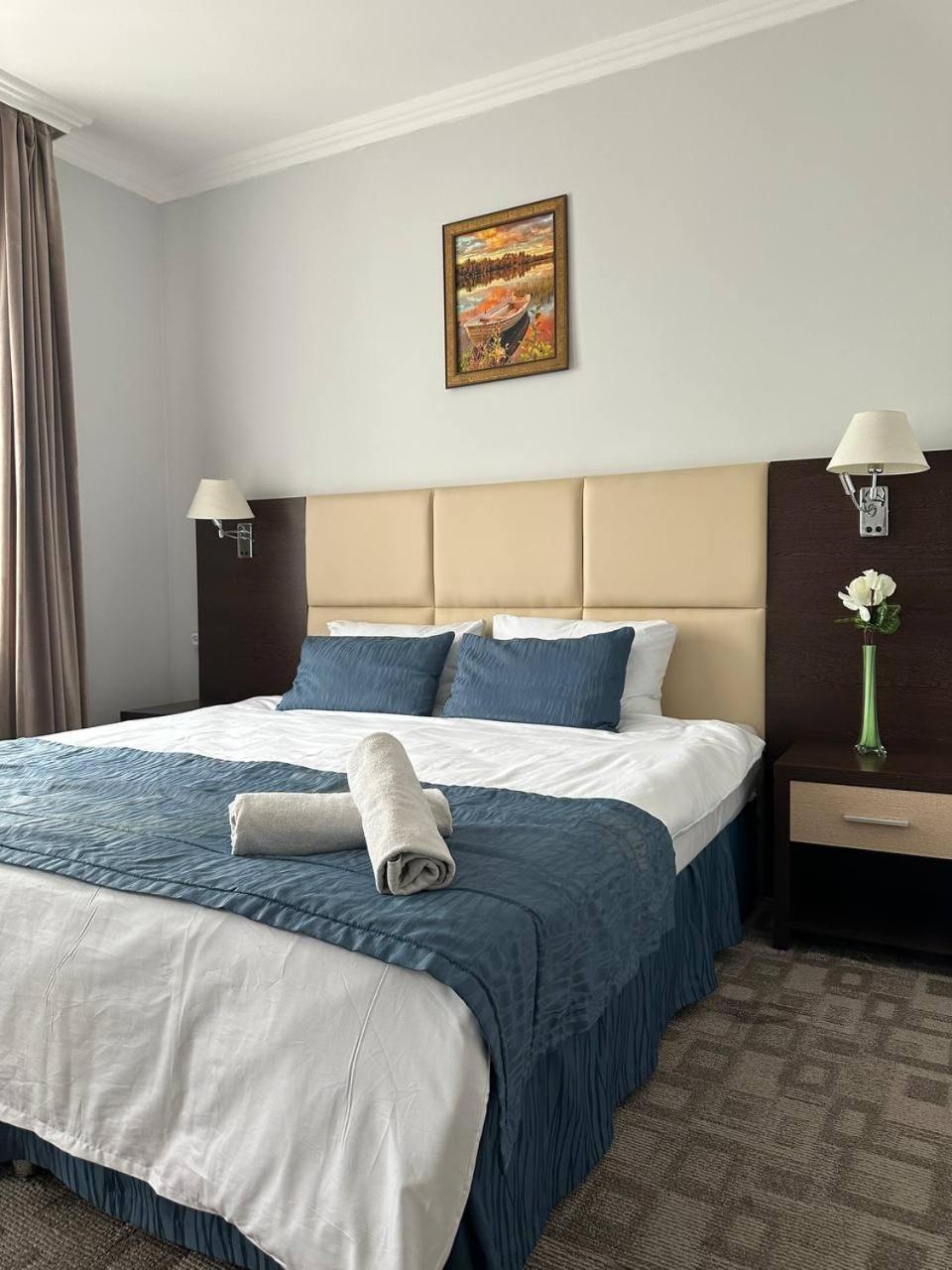 Tanzharyk Hotel Aqtöbe Luaran gambar
