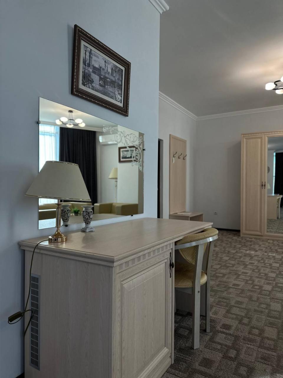 Tanzharyk Hotel Aqtöbe Luaran gambar