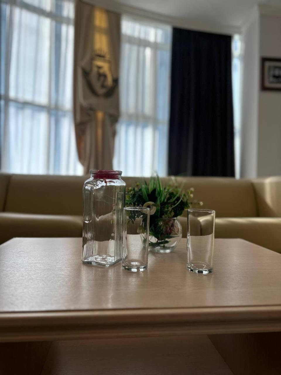 Tanzharyk Hotel Aqtöbe Luaran gambar