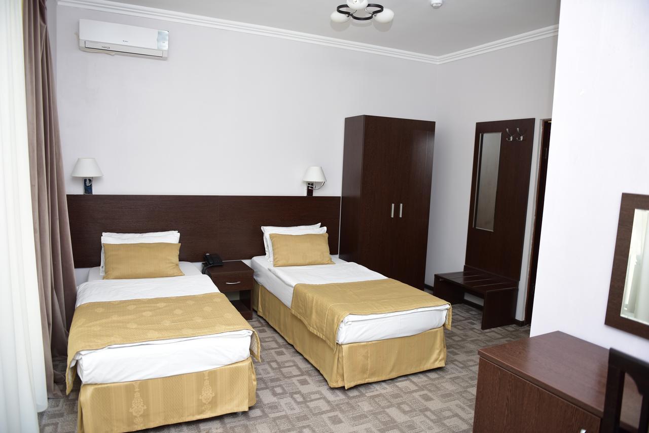 Tanzharyk Hotel Aqtöbe Luaran gambar