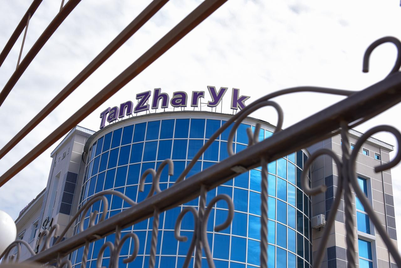 Tanzharyk Hotel Aqtöbe Luaran gambar